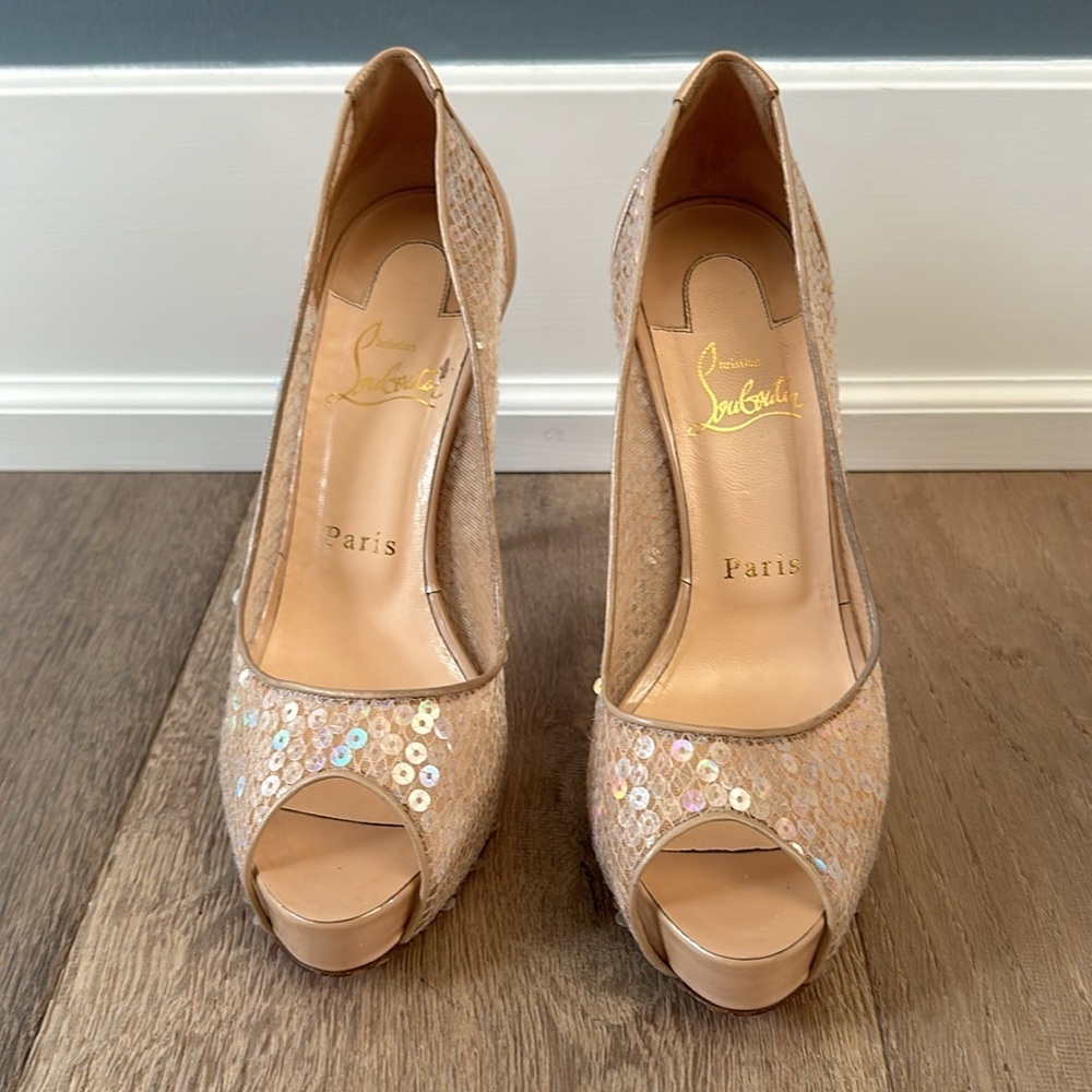 Christian Louboutin nude sequence peep toe size 37, 140 heel includes dust bag - Picture 2 of 10